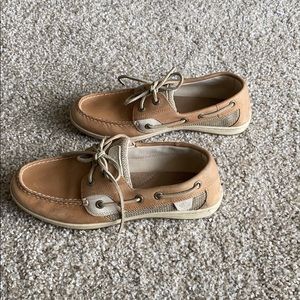 Sperry 2 eye leather and cloth boat shoe